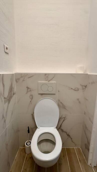 Charmant 3 Pieces Idealement Situe Menton Exterior foto